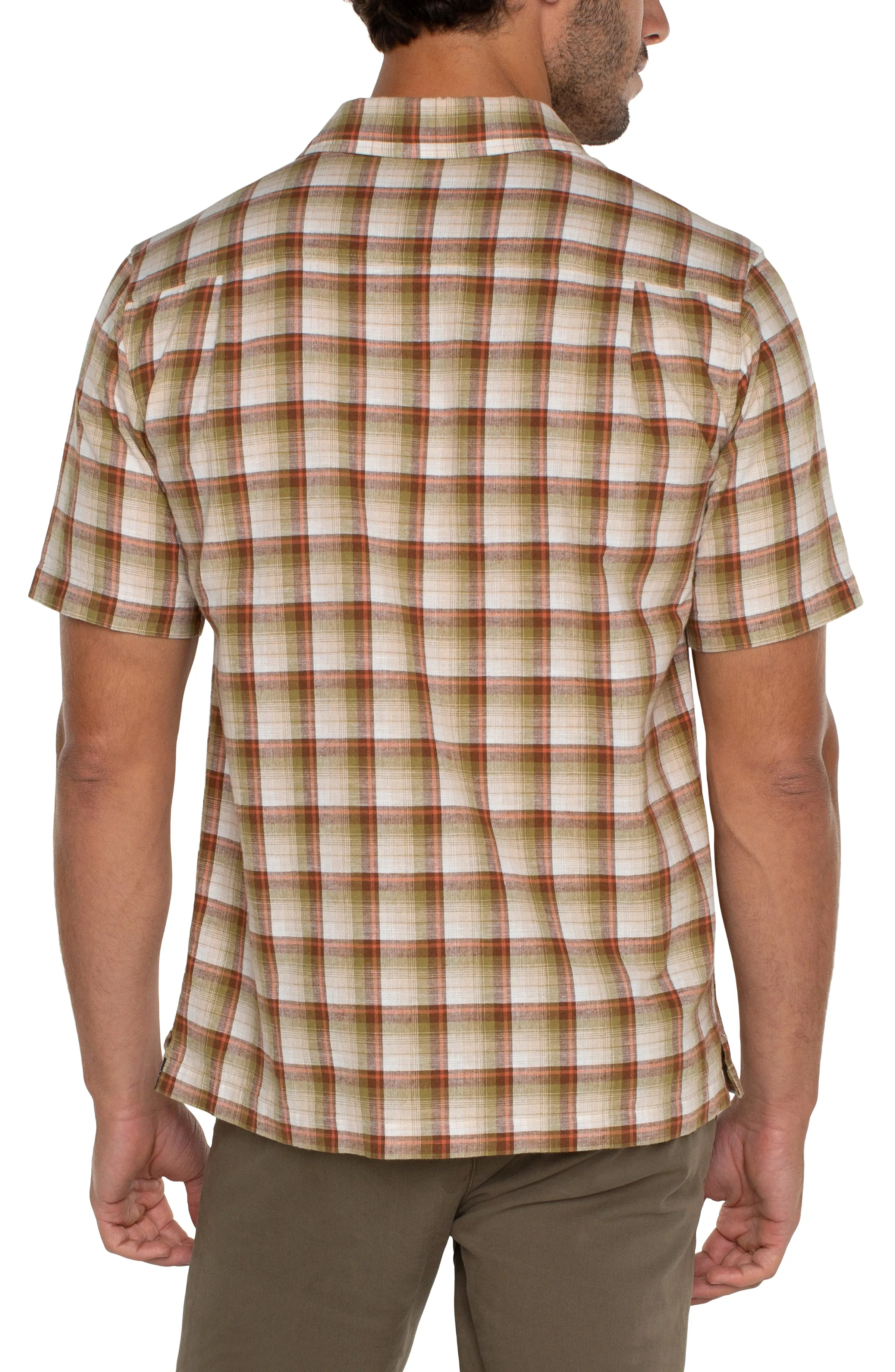 BUTTON UP SHORT SLEEVE SHIRT