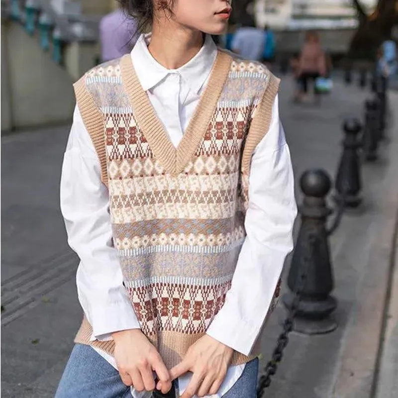 European Retro Aztec Pattern Knitted Vest Sleeveless Sweater