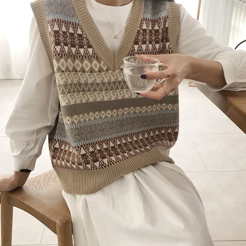 European Retro Aztec Pattern Knitted Vest Sleeveless Sweater