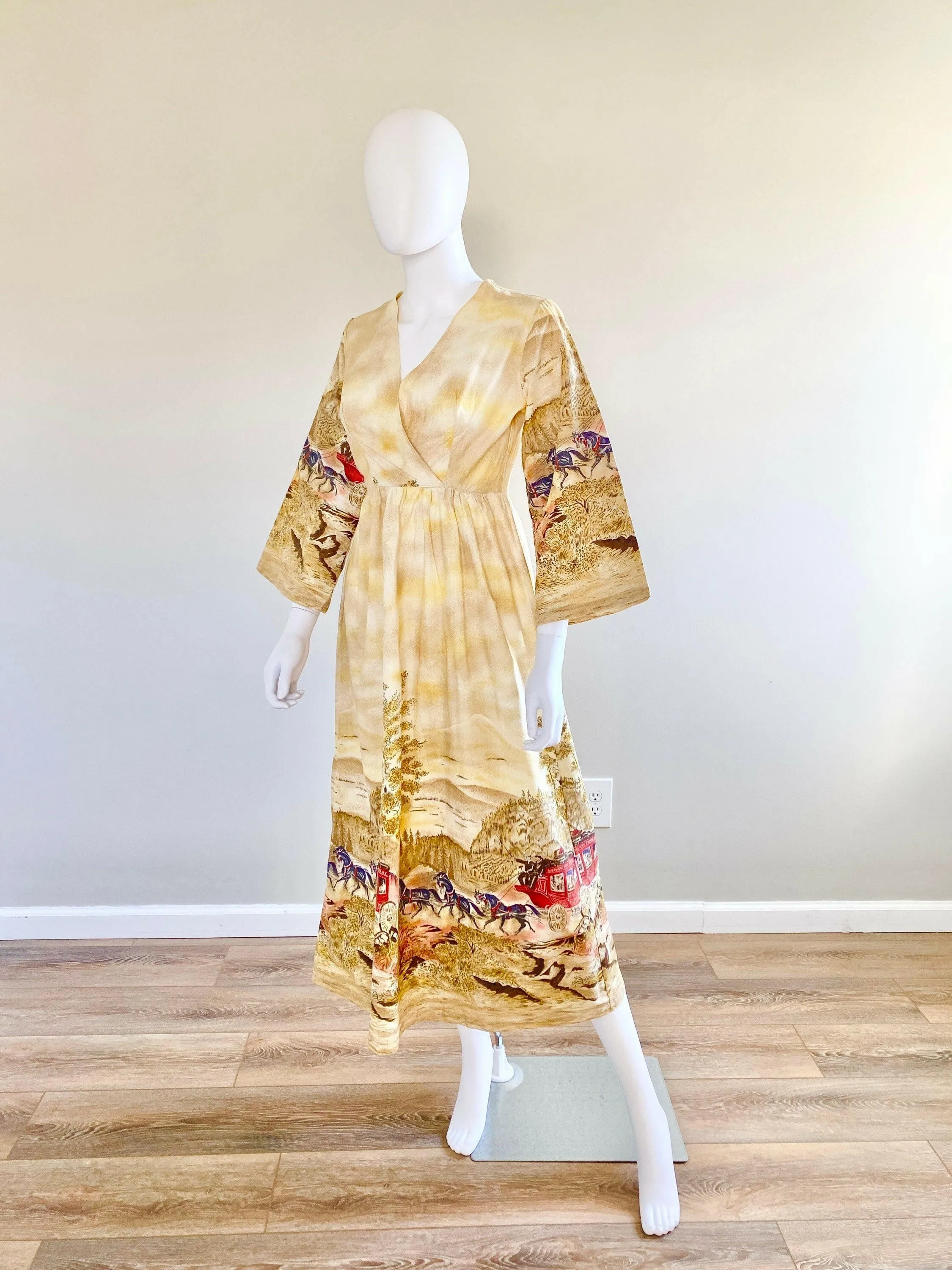 Vintage 1970s John Wolf Stagecoach Novelty Print Maxi Dress / 70s Retro cotton bell sleeve dress / Size S